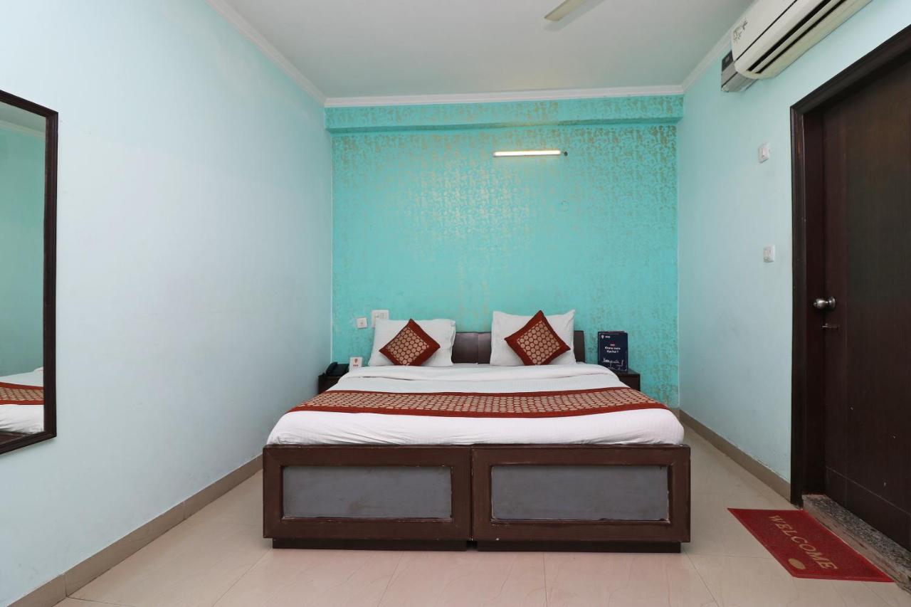 Aero Look Hotel New Delhi Eksteriør billede