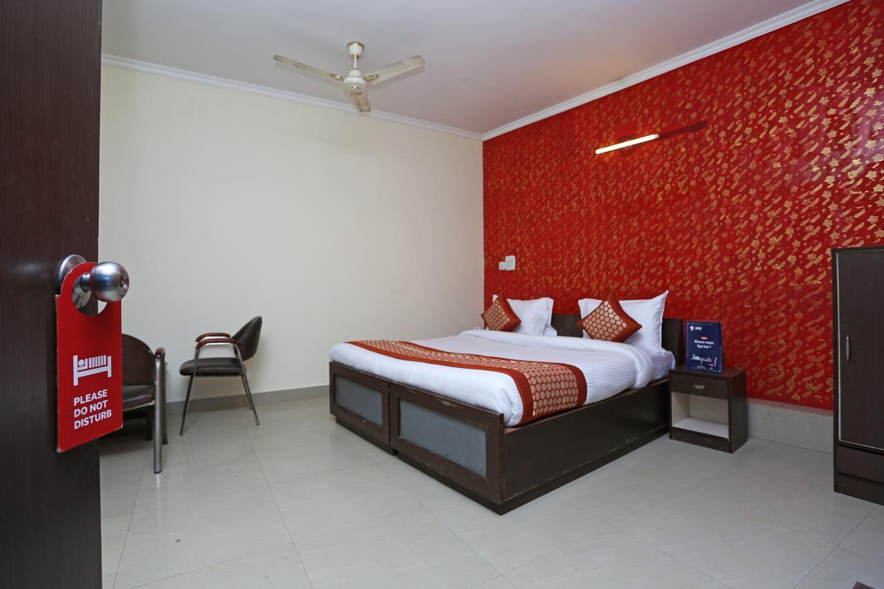 Aero Look Hotel New Delhi Eksteriør billede