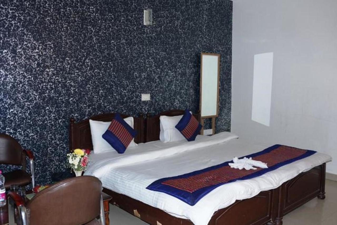 Aero Look Hotel New Delhi Eksteriør billede